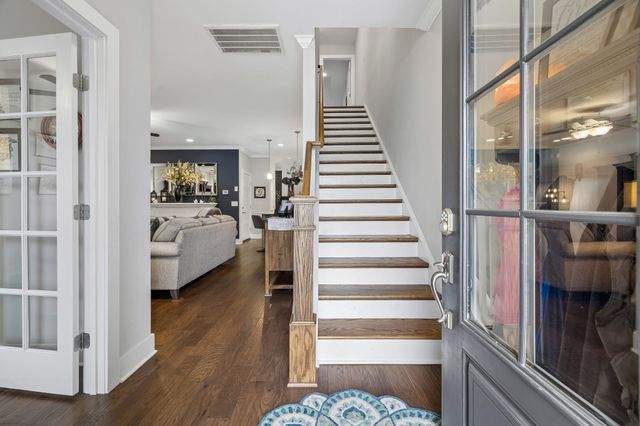 1607 Drakes Creek Rd, Hendersonville, TN 37075