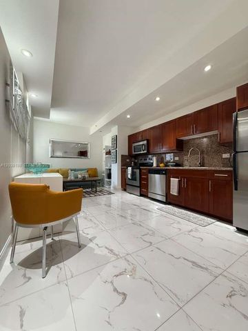 111 E Flagler Street 806, Miami, FL 33131