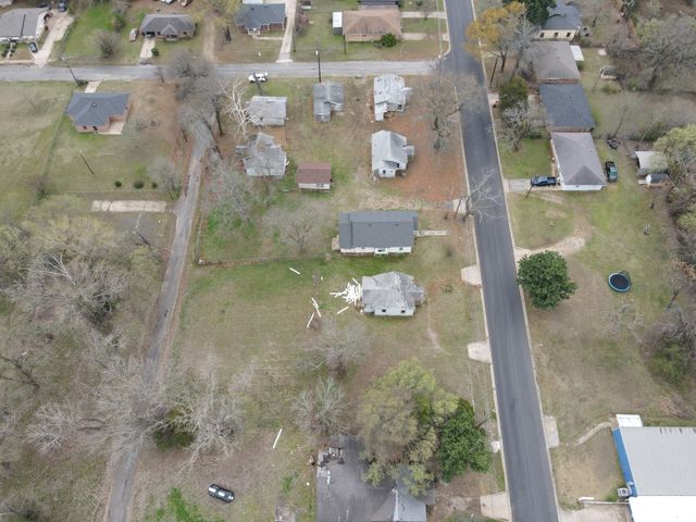 1138 Fitzhugh, Paris, TX 75460
