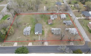 1138 Fitzhugh, Paris, TX 75460