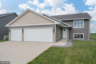 109 Cypress Court, Mankato, MN 56001