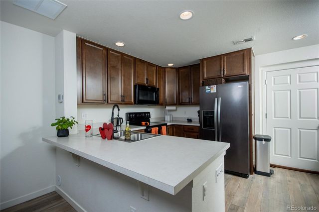 5928 Central Park Boulevard, Denver, CO 80238