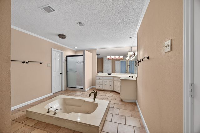 3226 Merida Avenue, Fort Worth, TX 76109