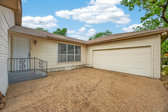 3226 Merida Avenue, Fort Worth, TX 76109