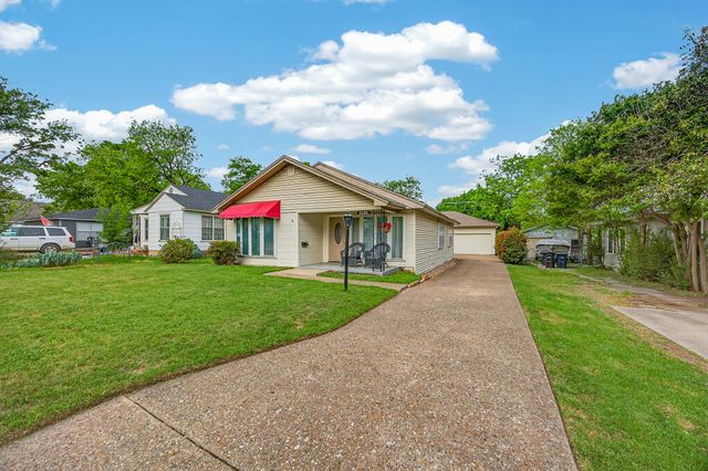 3226 Merida Avenue, Fort Worth, TX 76109