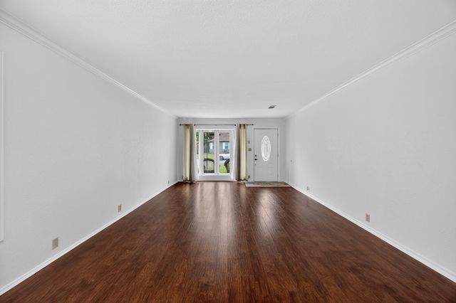 3226 Merida Avenue, Fort Worth, TX 76109