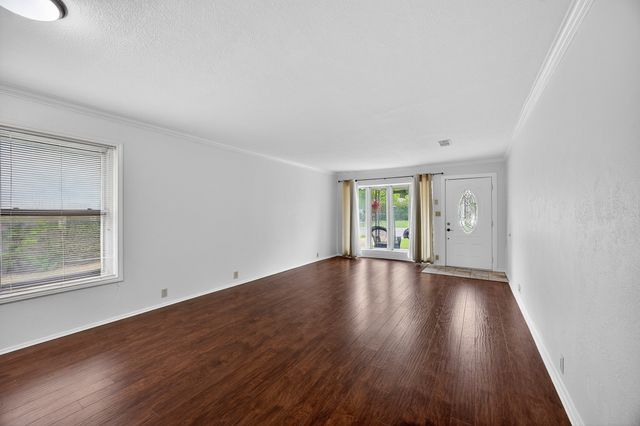 3226 Merida Avenue, Fort Worth, TX 76109