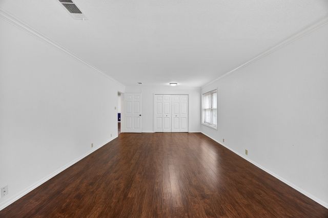 3226 Merida Avenue, Fort Worth, TX 76109