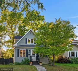 4528 44th Avenue S, Minneapolis, MN 55406