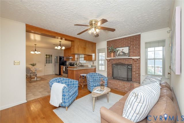 18 Spring Ct, Petersburg, VA 23803