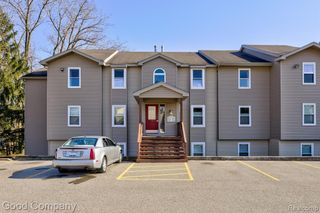 4910 Harbor Point Drive 3, Waterford, MI 48329