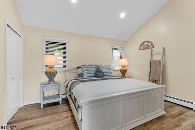 58 Mason St, Jefferson Twp., NJ 07849
