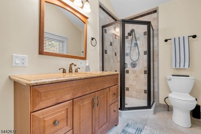 58 Mason St, Jefferson Twp., NJ 07849