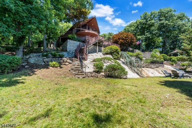 58 Mason St, Jefferson Twp., NJ 07849