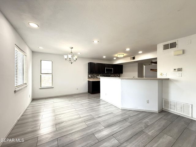 11952 MESQUITE MIEL Drive, El Paso, TX 79934