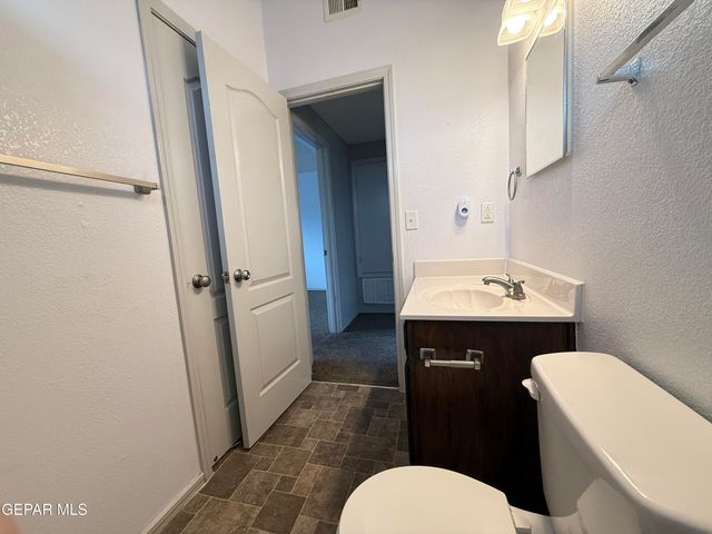 11952 MESQUITE MIEL Drive, El Paso, TX 79934