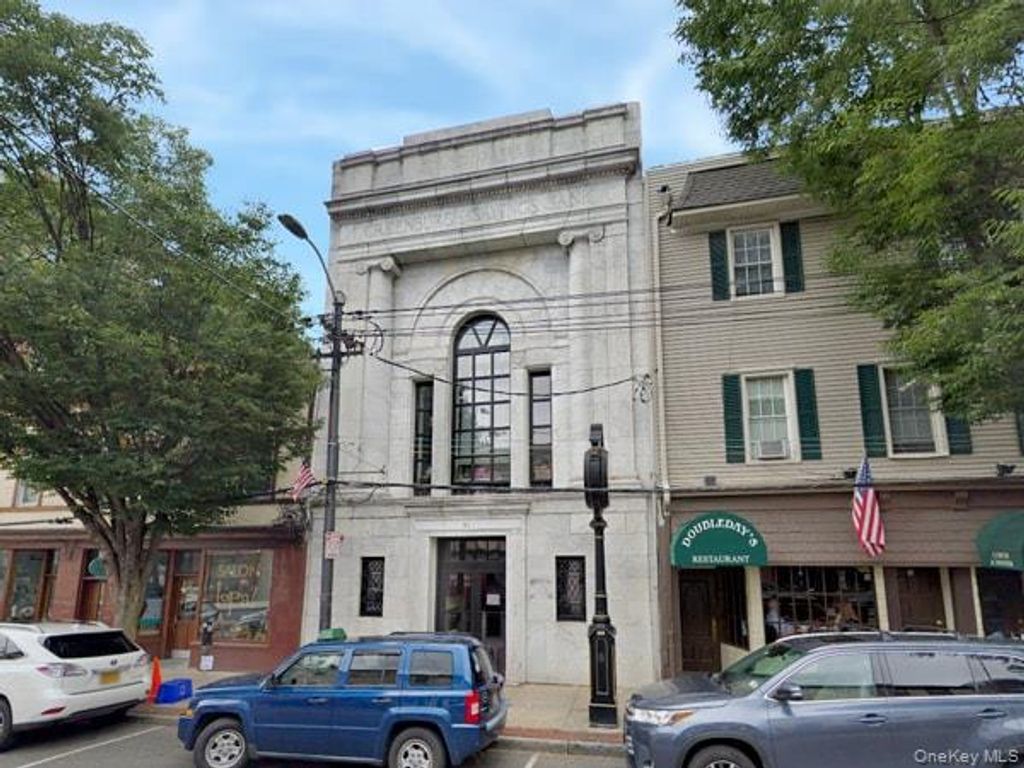 81 Main Street, Dobbs Ferry, NY 10522 — exterior