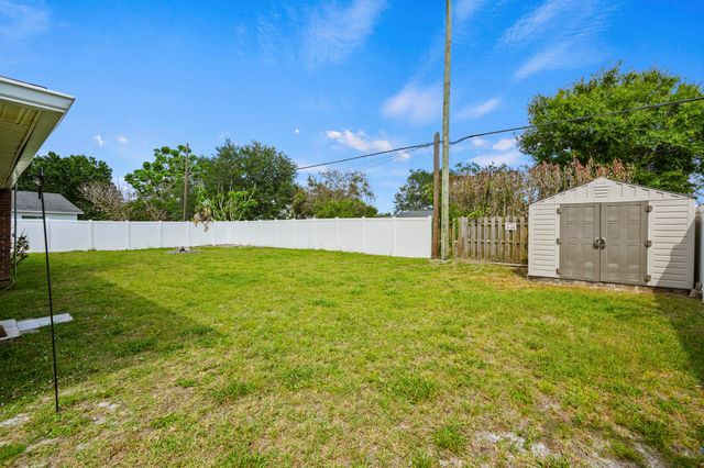 1609 SE Clearmont Street, Port St. Lucie, Port St Lucie, FL 34983