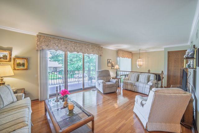 8252 Ashley Lane, Tinley Park, IL 60477