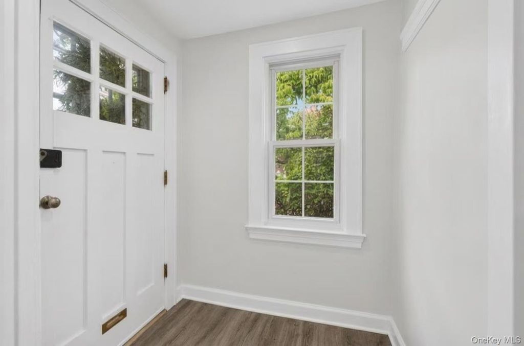 26 Van Nostrand Court, Little Neck, NY 11362 — photo 4