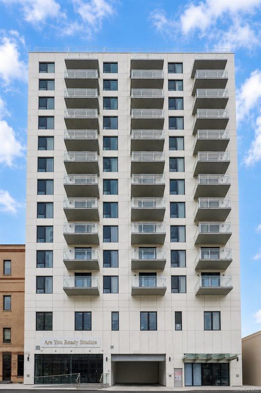 134-16 35th Avenue Com 1, Flushing, NY 11354 — exterior