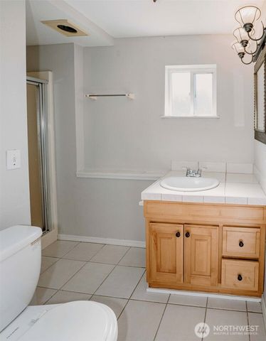 2220 Summit Avenue, Everett, WA 98201