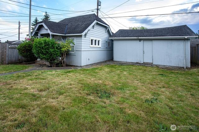2220 Summit Avenue, Everett, WA 98201