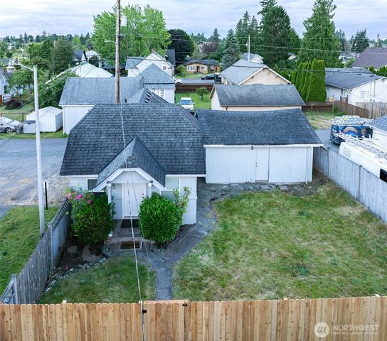 2220 Summit Avenue, Everett, WA 98201
