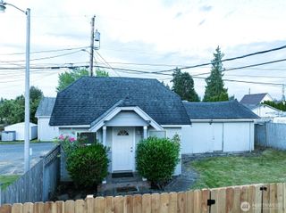 2220 Summit Avenue, Everett, WA 98201