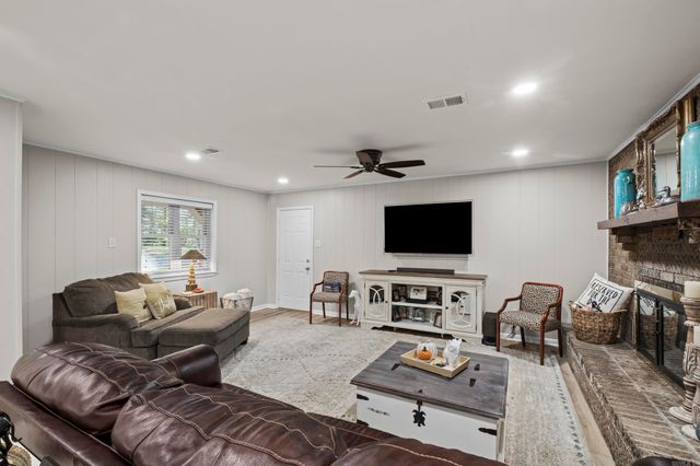 42 Pine Terrace Drive, Cabot, AR 72023