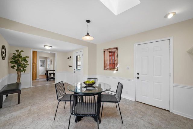 307 Hill STREET, Hartland, WI 53029