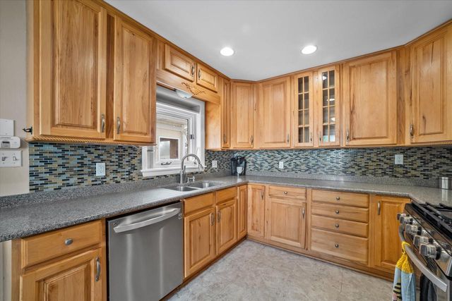 307 Hill STREET, Hartland, WI 53029