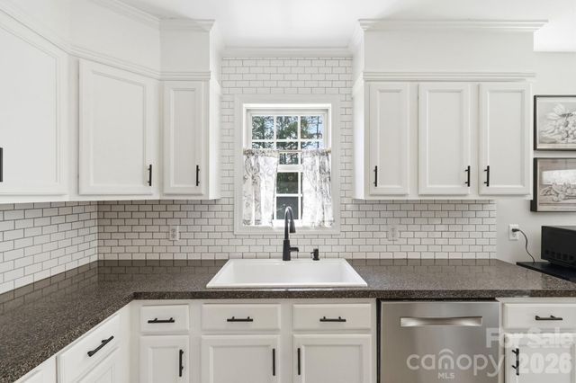 86 Fifth Street, York, SC 29745