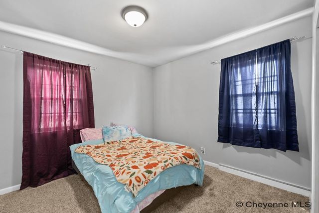 904 JOHNSON AVE, Cheyenne, WY 82001