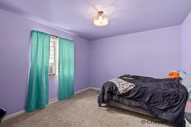 904 JOHNSON AVE, Cheyenne, WY 82001