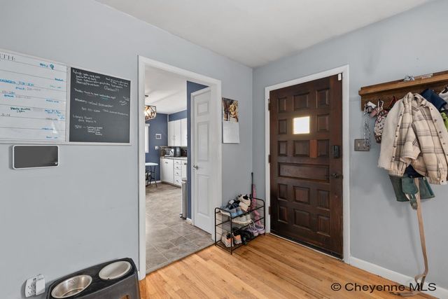 904 JOHNSON AVE, Cheyenne, WY 82001