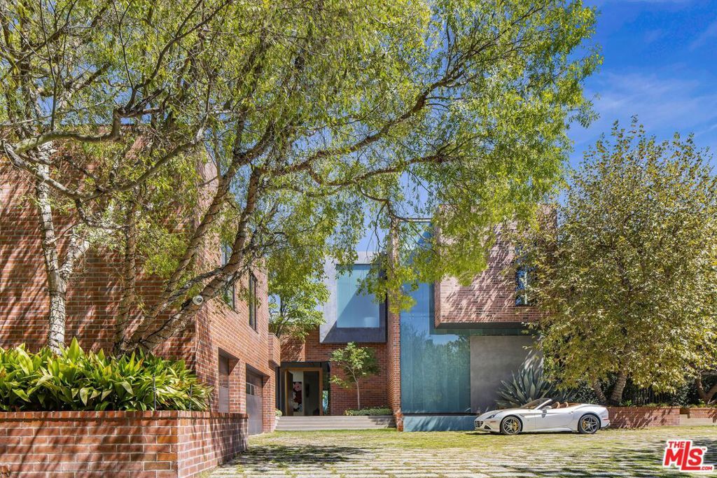 3350 Stone Ridge Lane, Los Angeles, CA 90077 — photo 3