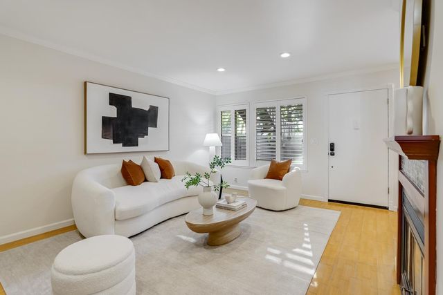 856 La Barbera Drive, San Jose, CA 95126