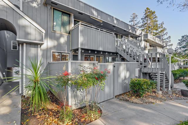 856 La Barbera Drive, San Jose, CA 95126