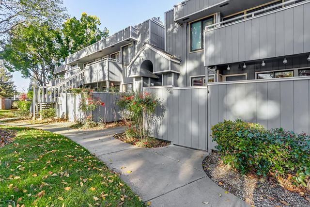 856 La Barbera Drive, San Jose, CA 95126