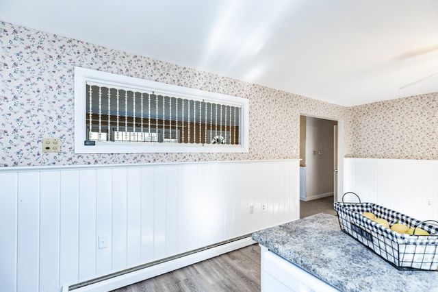29 Stoney Brook Rd, Methuen, MA 01844