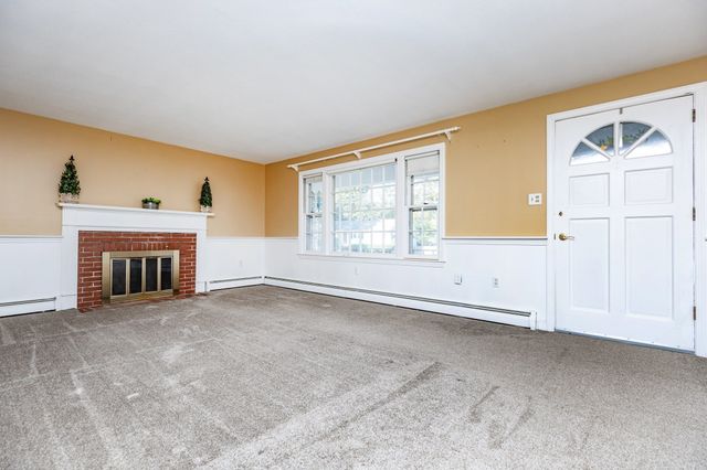 29 Stoney Brook Rd, Methuen, MA 01844