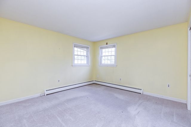 29 Stoney Brook Rd, Methuen, MA 01844