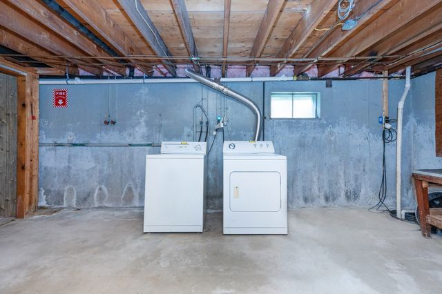 29 Stoney Brook Rd, Methuen, MA 01844