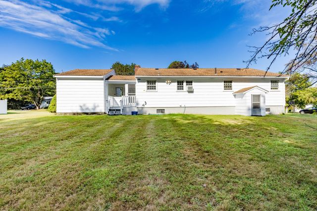 29 Stoney Brook Rd, Methuen, MA 01844