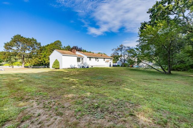 29 Stoney Brook Rd, Methuen, MA 01844