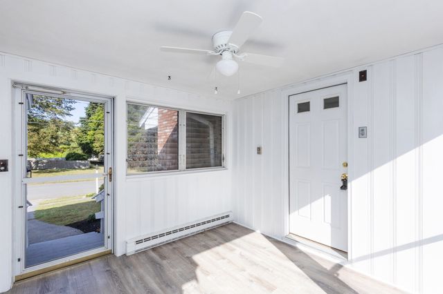 29 Stoney Brook Rd, Methuen, MA 01844