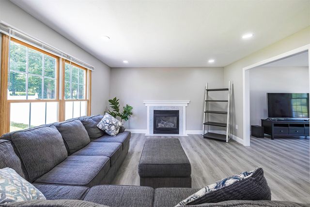 4643 WHITE PINE Drive, Erie, PA 16506