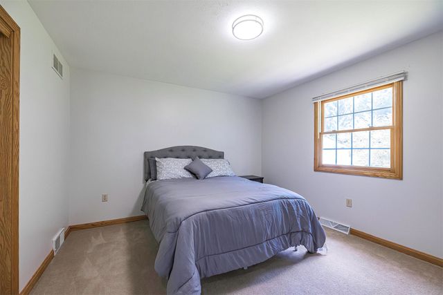 4643 WHITE PINE Drive, Erie, PA 16506
