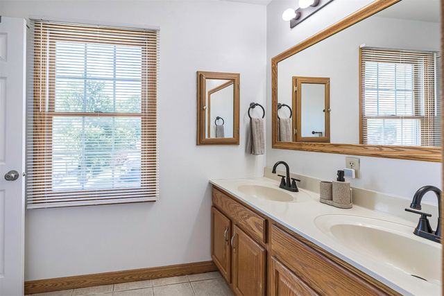 4643 WHITE PINE Drive, Erie, PA 16506